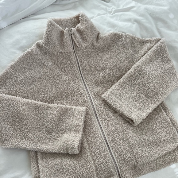 H&M Jackets & Blazers - H&M Cream Teddy Jacket